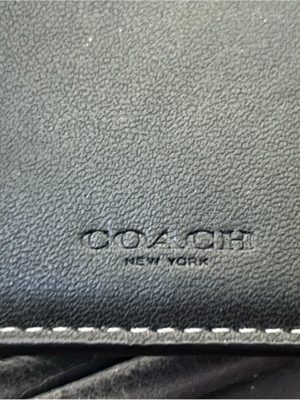 Coach CF134 Men’s 3 In 1 Bifold Wallet Monogram
